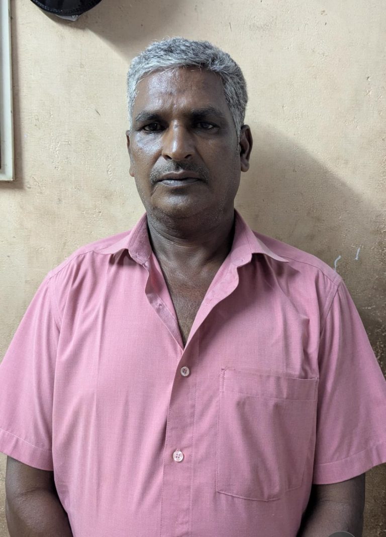 അന്യസംസ്ഥാനകവർച്ചാ സംഘത്തിലെ മൂന്നാമനെകമ്പത്തെഒളിത്താവളത്തിൽ നിന്ന് ഏനാത്ത് പോലീസ് പിടികൂടി