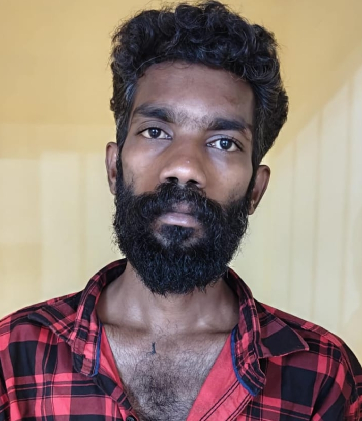 കൃഷി സ്ഥലത്തുനിന്നും മോട്ടോർ മോഷ്ടിച്ച് വിൽക്കാൻ ശ്രമിച്ചയാൾ പിടിയിലായി